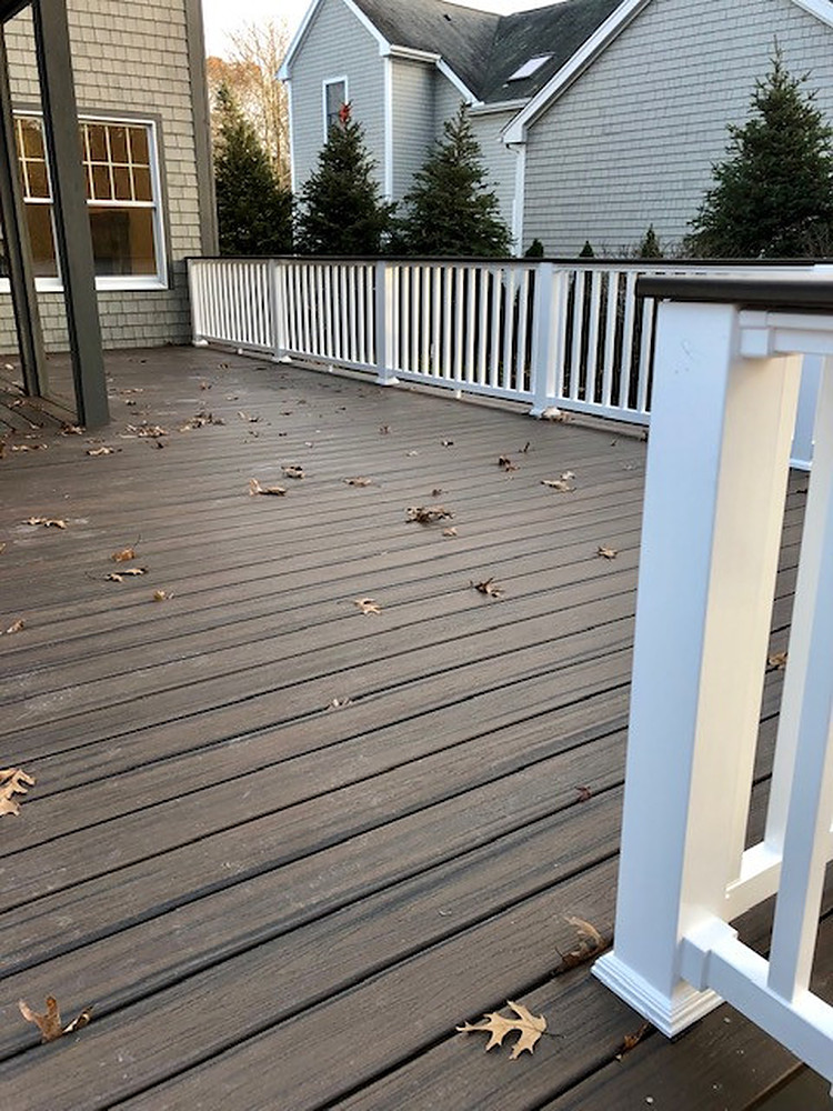 Composite deck